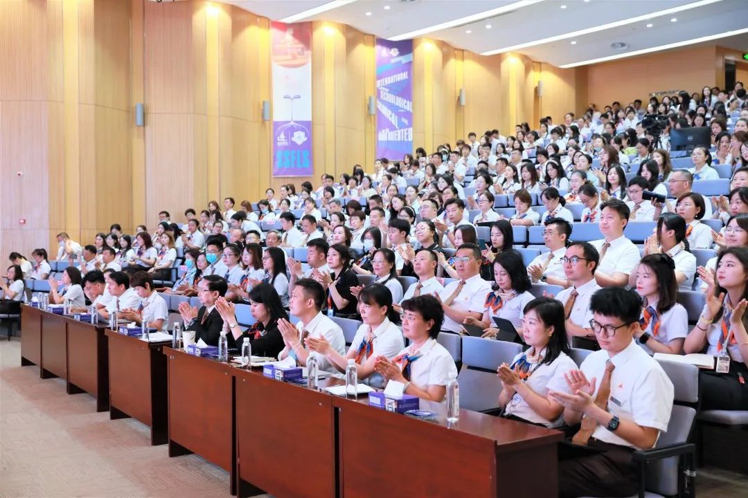 a428cdece46b2b5bf4007900616600e4.jpg